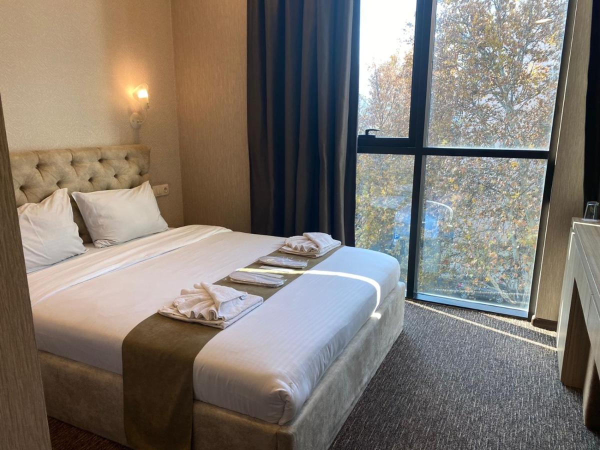 Tbt Hotel Tbilisi Exterior photo